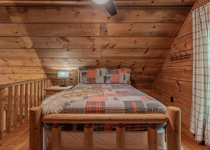 Smokies Cabin With Hot Tub And Arcade Games