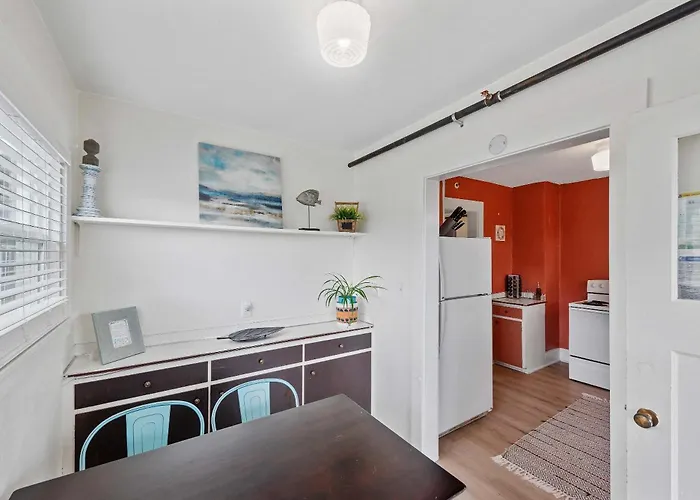#Stayinmydistrict Heritage House Apt