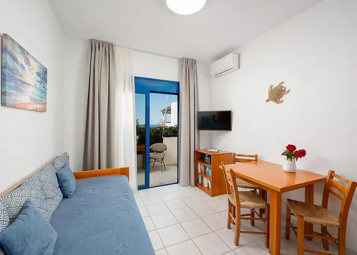 Finikas Studios & Apartments - Kalamaki Holidays