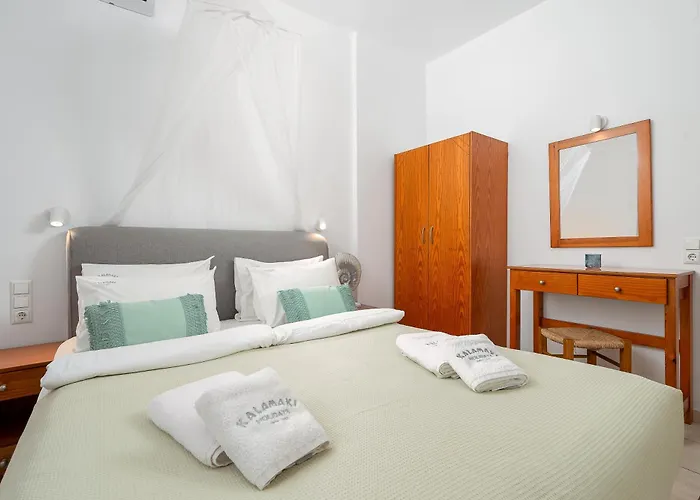 Finikas Studios & Apartments - Kalamaki Holidays