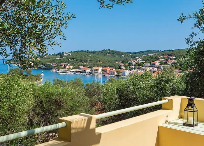 Bay View Hotel