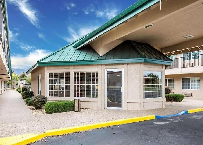 Quality Inn & Suites Minden Gardnerville
