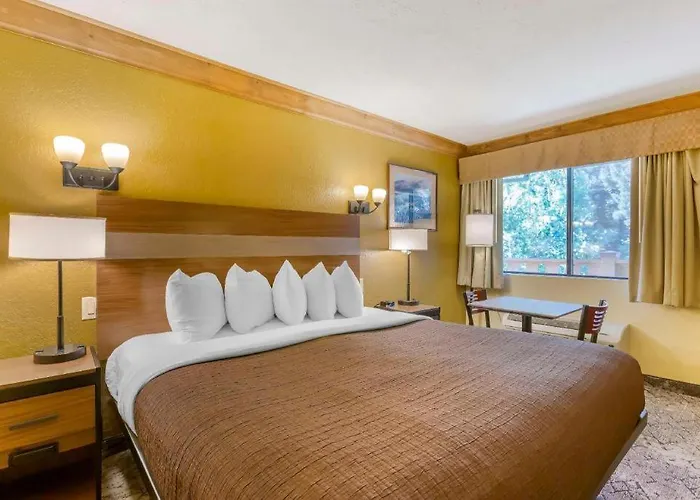 Best Western Rivers Edge