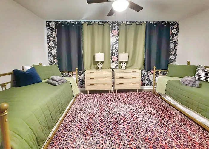 Decatur Home - Chic Comfort Family & Fun