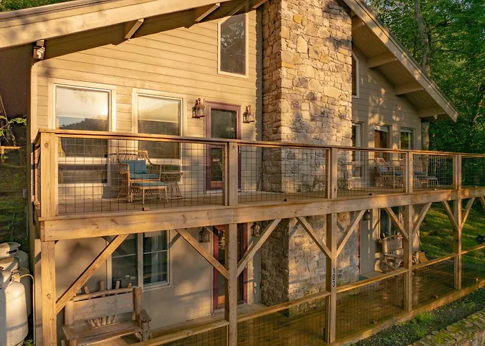 Beech Mountain Walk To Slopes Sleeps 9 Pet Friendly