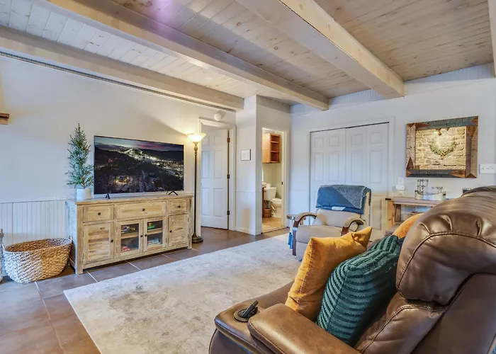 Beech Mountain Walk To Slopes Sleeps 9 Pet Friendly