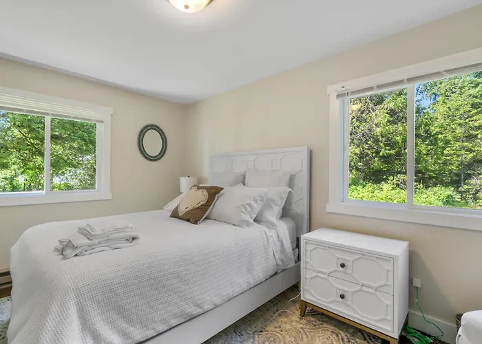 Tranquility Bay Getaway By Simple Life Rentals