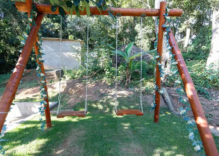 Refúgio com hidro, piscina e linda vista!