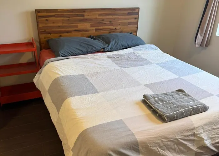 Large Private Room Near Meta & Tech Hubs