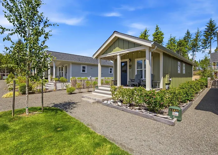Forest Moon By Seabrook Hospitality