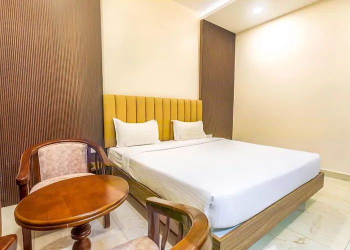 Hotel Saesha International