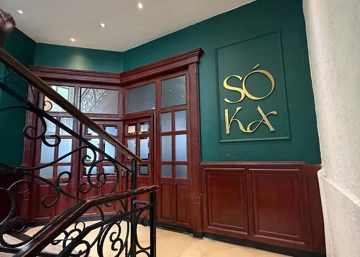 Iconic Coworking Hotel