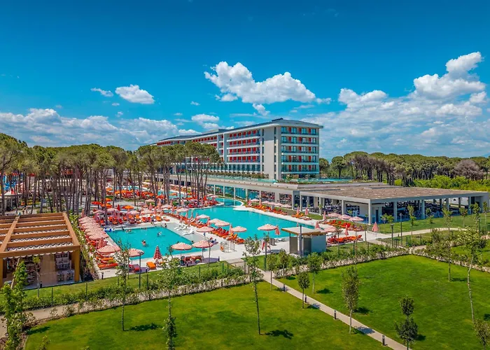 Trendy Perge Resort & Suites