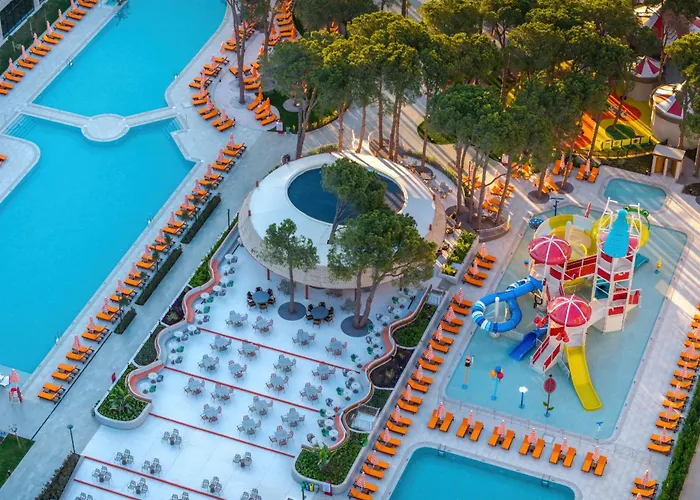 Trendy Perge Resort&Suites