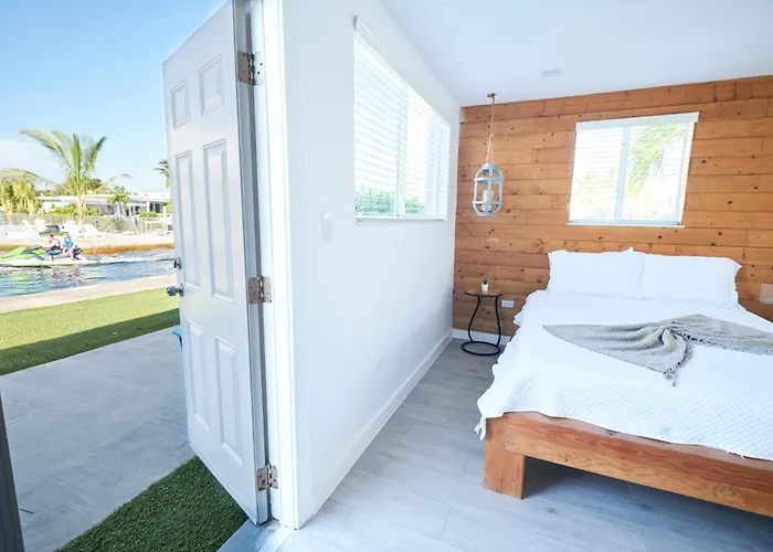 Waterfront Cabana 1 Key Largo