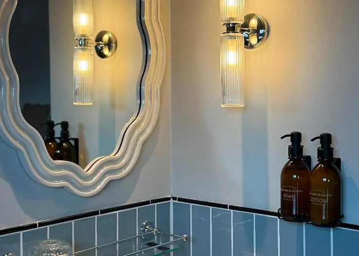 Flores Boutique Hotel