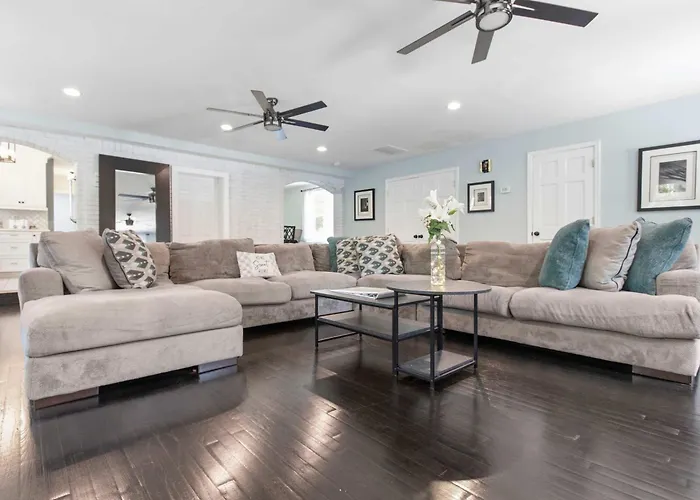 Solomons Island 6Br Family Getaway