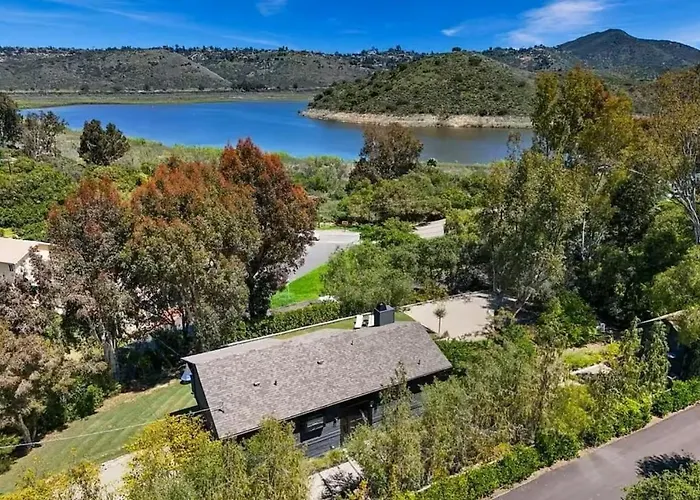 Lake Hodges View, Large Deck, Minutes To Legoland