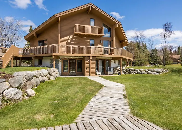 Greens & Glides Getaway At Schuss Mountain