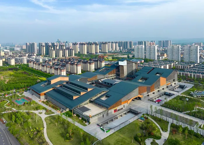 The Reserve Hotel Luoyang, Curio Collection By Hilton
