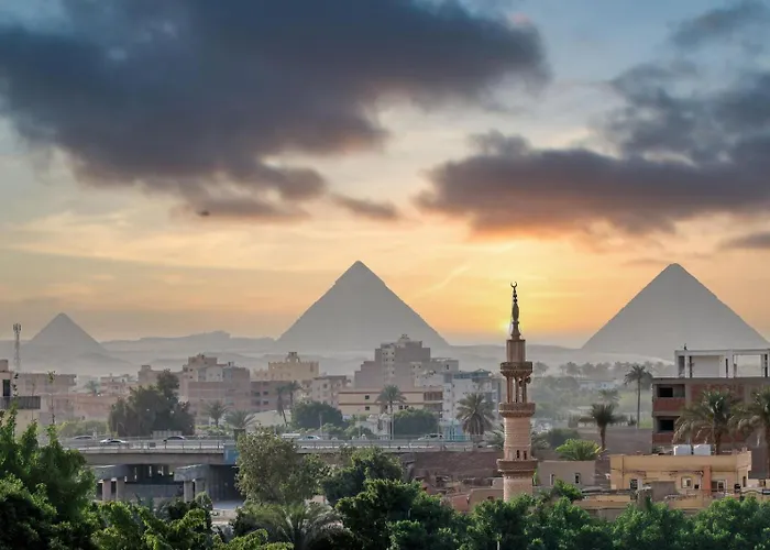 Ra Pyramids Inn