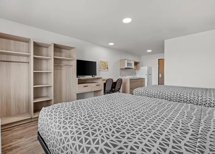 Woodspring Suites Manteca - Stockton South