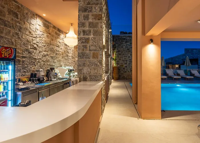 Volta Seaside Boutique Hotel