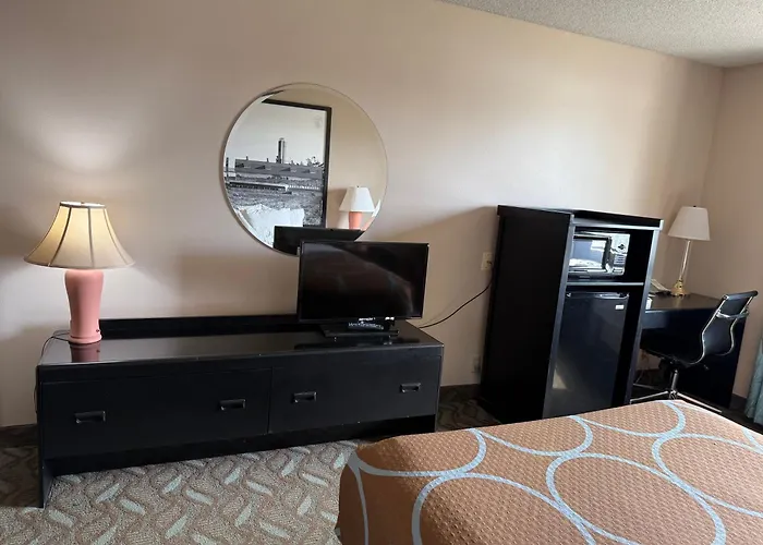 Dodgeville Inn & Suites