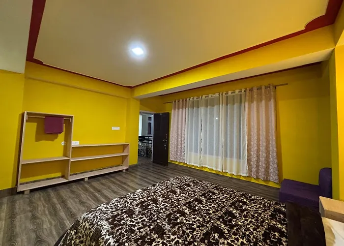 Hotel Sonam Chen Residency Lachung