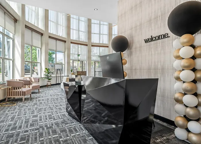 Beacon Suites Hotel