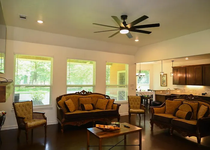 Spacious 5Br Home