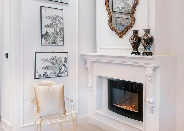 Lord Byron Luxury Suites