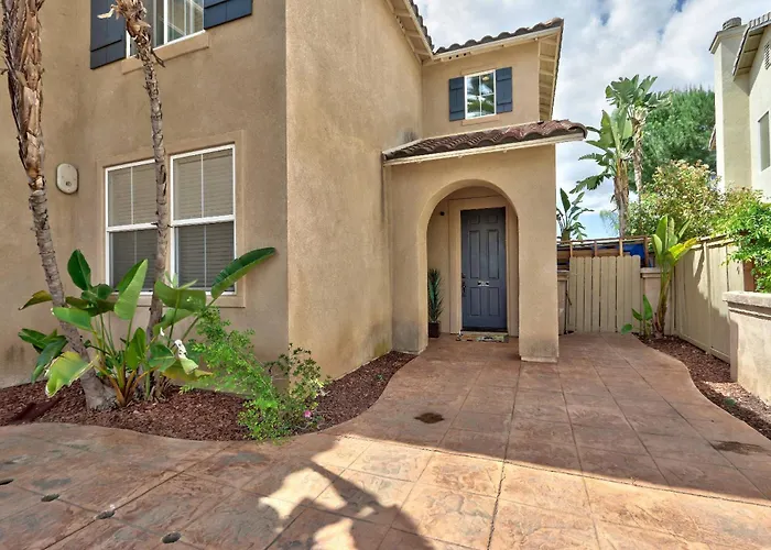 Murrieta Palm Tree Oasis