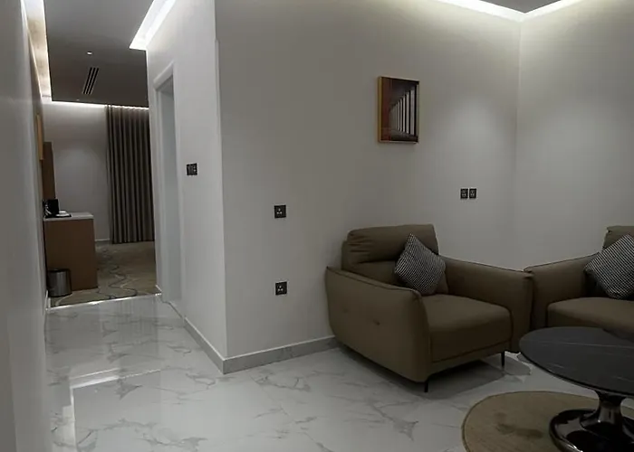 East Hills Apartments إيست هيلز للشقق المخدومة