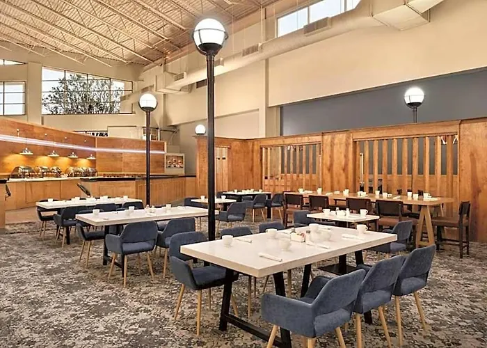 Urbana Hotel Conference Center