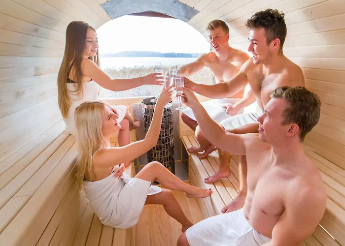 Houseboat - Hotel Ukiel Wellness&SPA