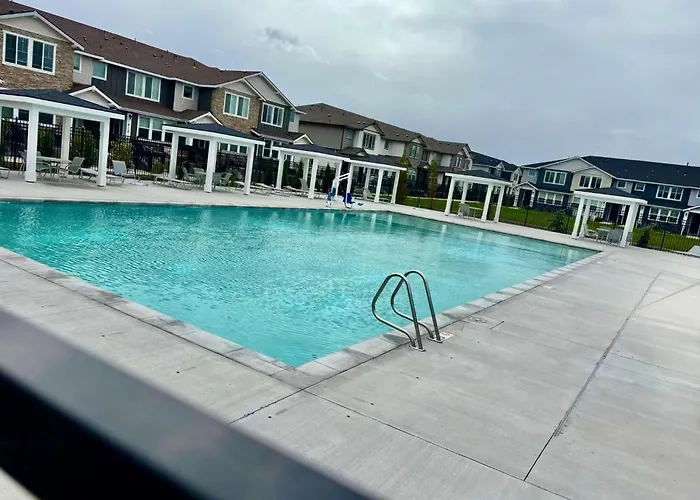 Velvet Spur - Sauna -Play Ground -Dog Park- 4 Br