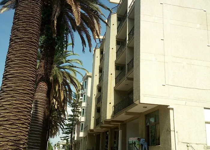 Summer Land Hotel