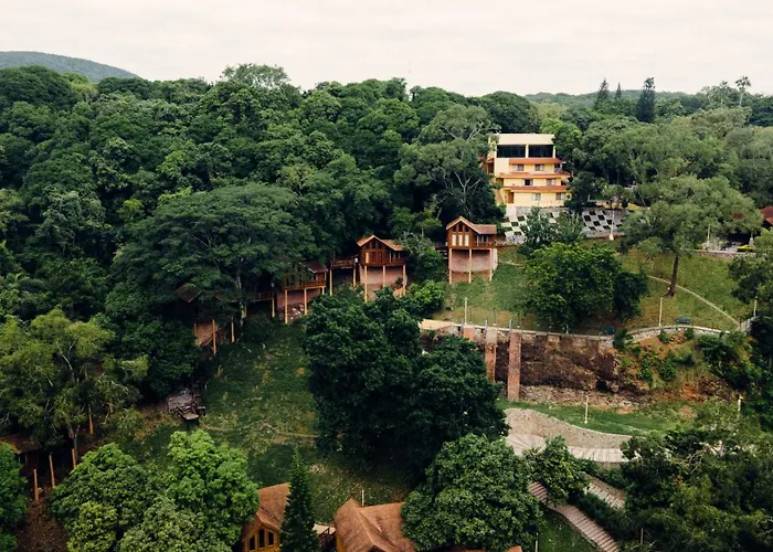 Cumbres Hotel Y Cabanas