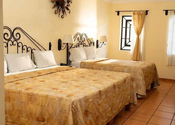 Hotel Hacienda Del Sol