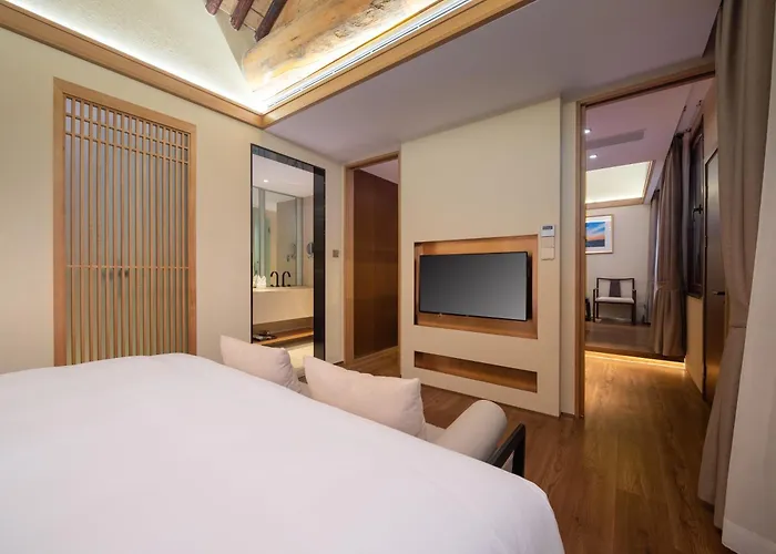 Pingyao Leiling Jia Film Hotel