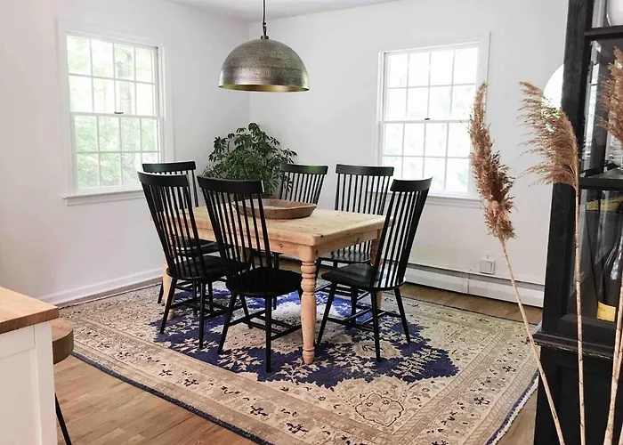 Ct Retreat - Stream, Lush Gardens, Optional Studio