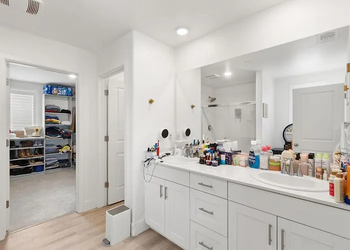 Close To Graton, Sonoma State, Wineries, & Beaches