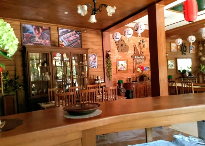 Rekwood Hotel