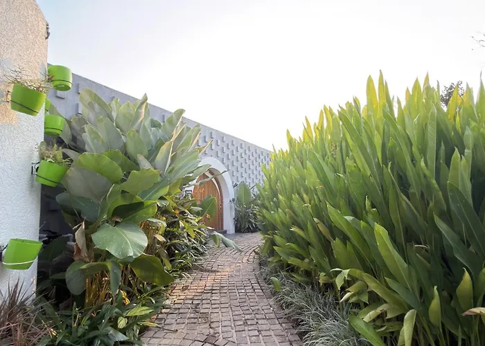 Hidden Beach Resort By Greenleaf Aqua
