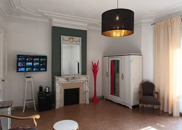 Le 41, B&B Chambre Et Salle De Bains Privatives Dans Un Hotel Particulier Art Nouveau - Nancy Gare