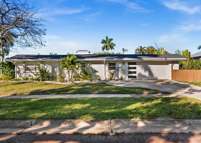 4-Bedroom House In Amazing Punta Gorda With Cool Vibes