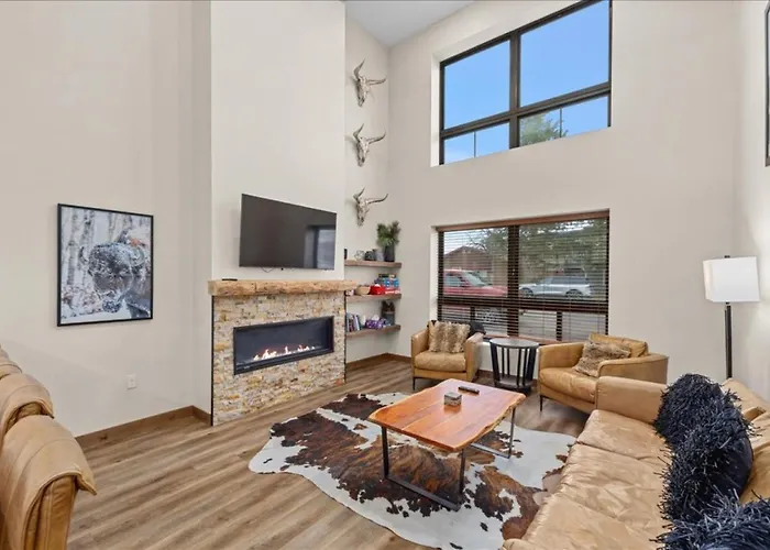 Luxury Red Lodge Retreat Hot Tub Downtown