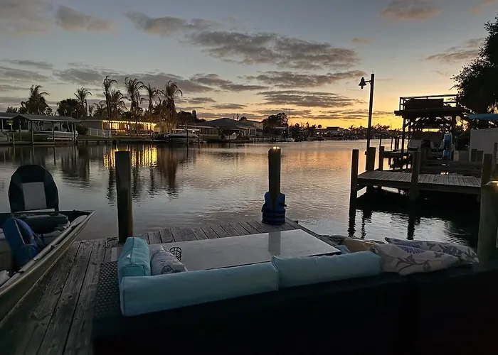 Private Waterfront Suite W Dolphins And Launches