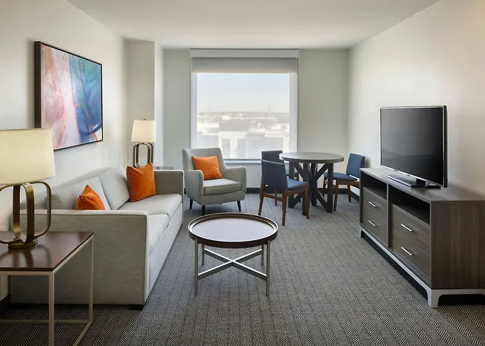 Courtyard By Marriott Across Universal Orlando